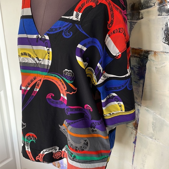 Trina Turk Printed Silk Blouse - Picture 3 of 6